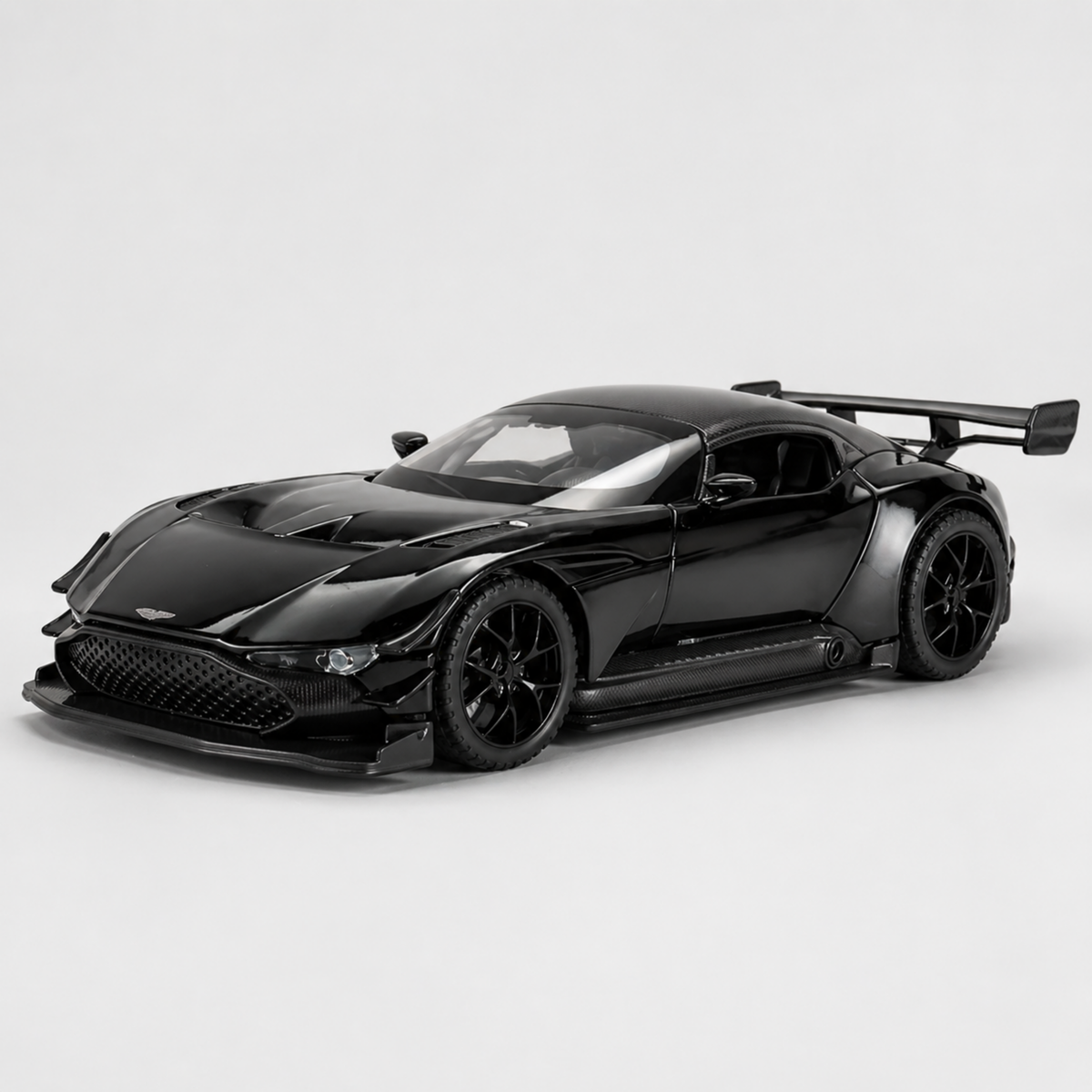 Aston Martin Vulcan Black Edition