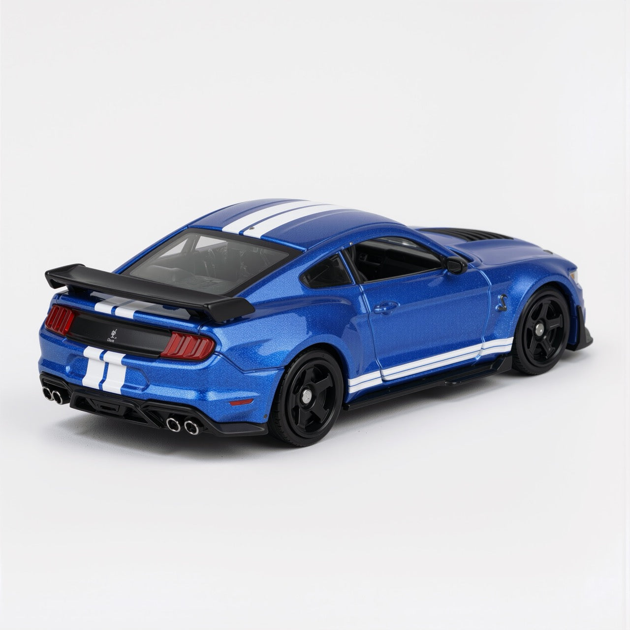 Ford Mustang Shelby GT500 Blue White Stripe Scale Model 1:64