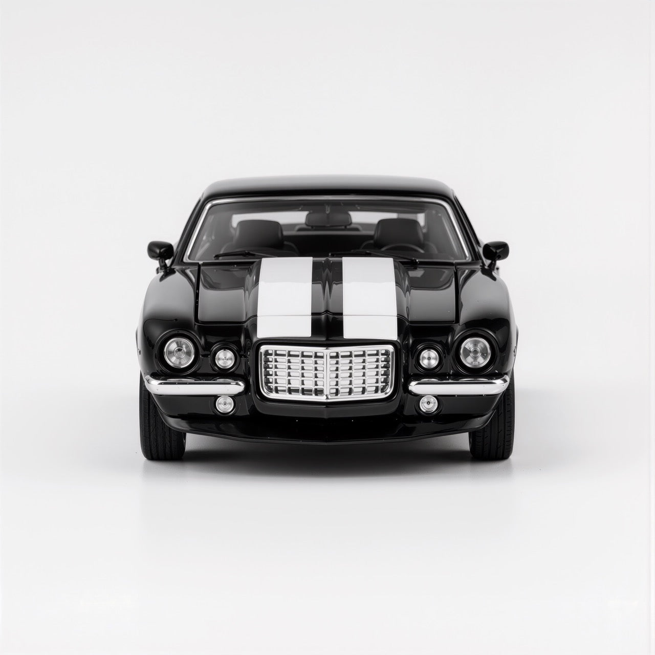 Camaro Z/28 Black White Stripe Scale Model 1:64