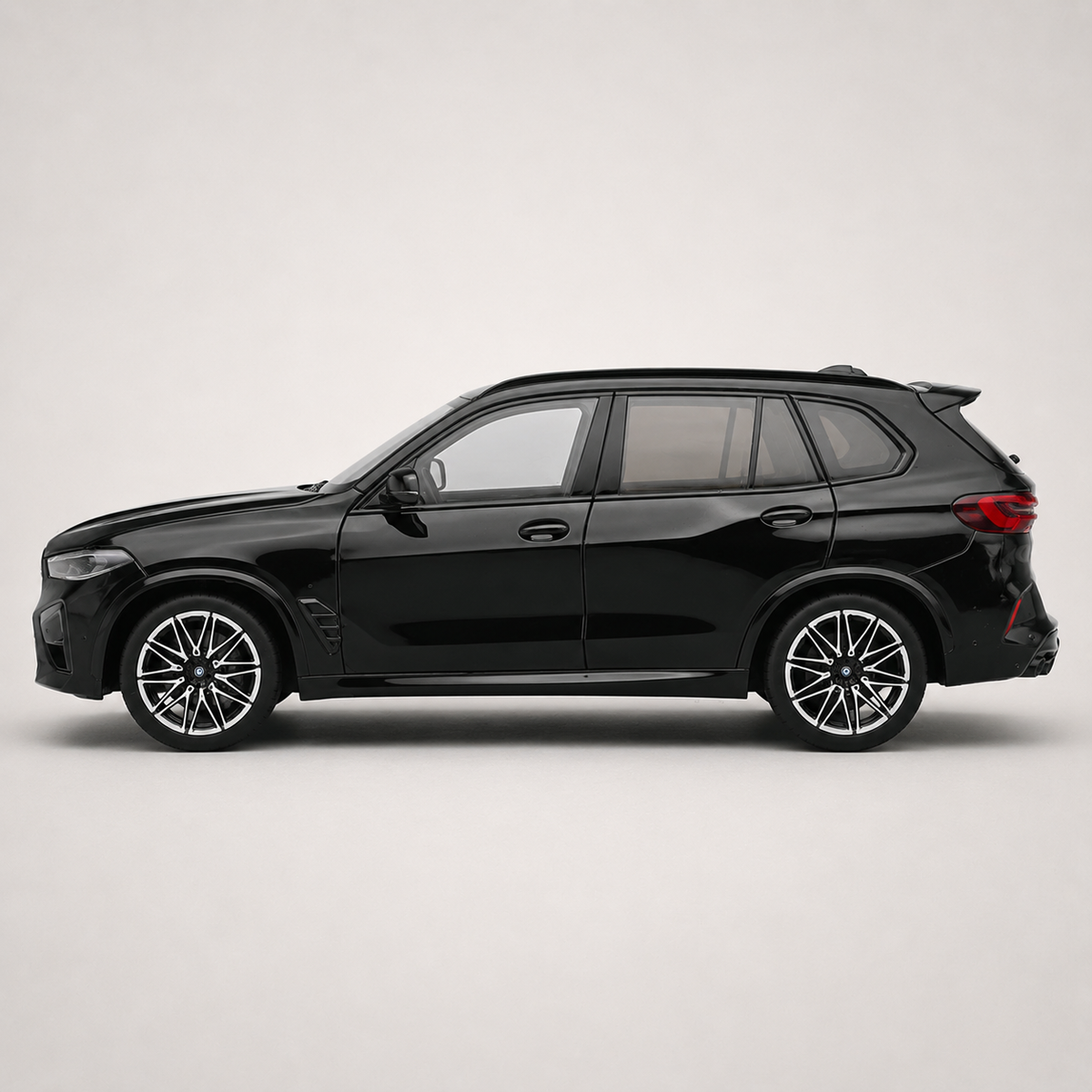 BMW X5 M Black Sapphire