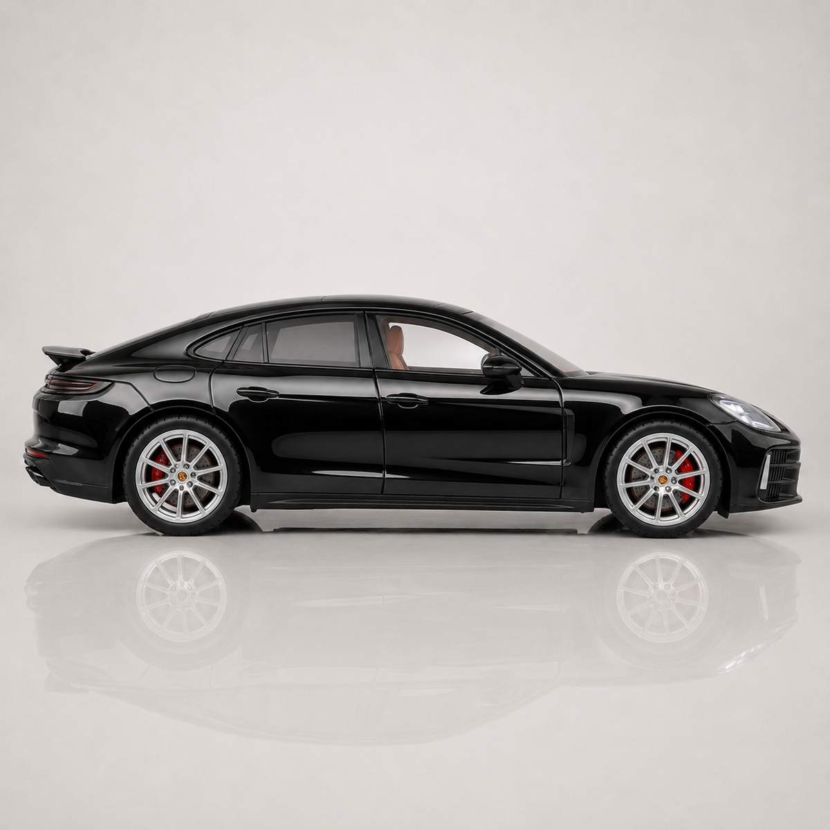 Porsche Panamera V8 Turbo