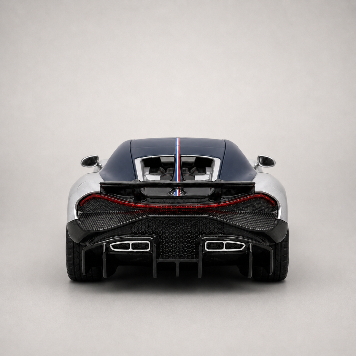 Monarque W16 Edition