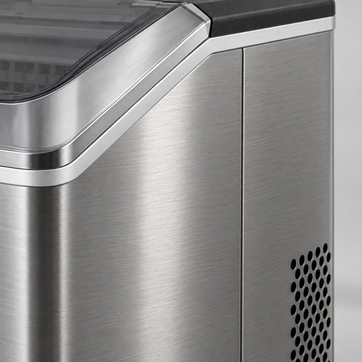 Ashton IceCubemaker — brushed steel
