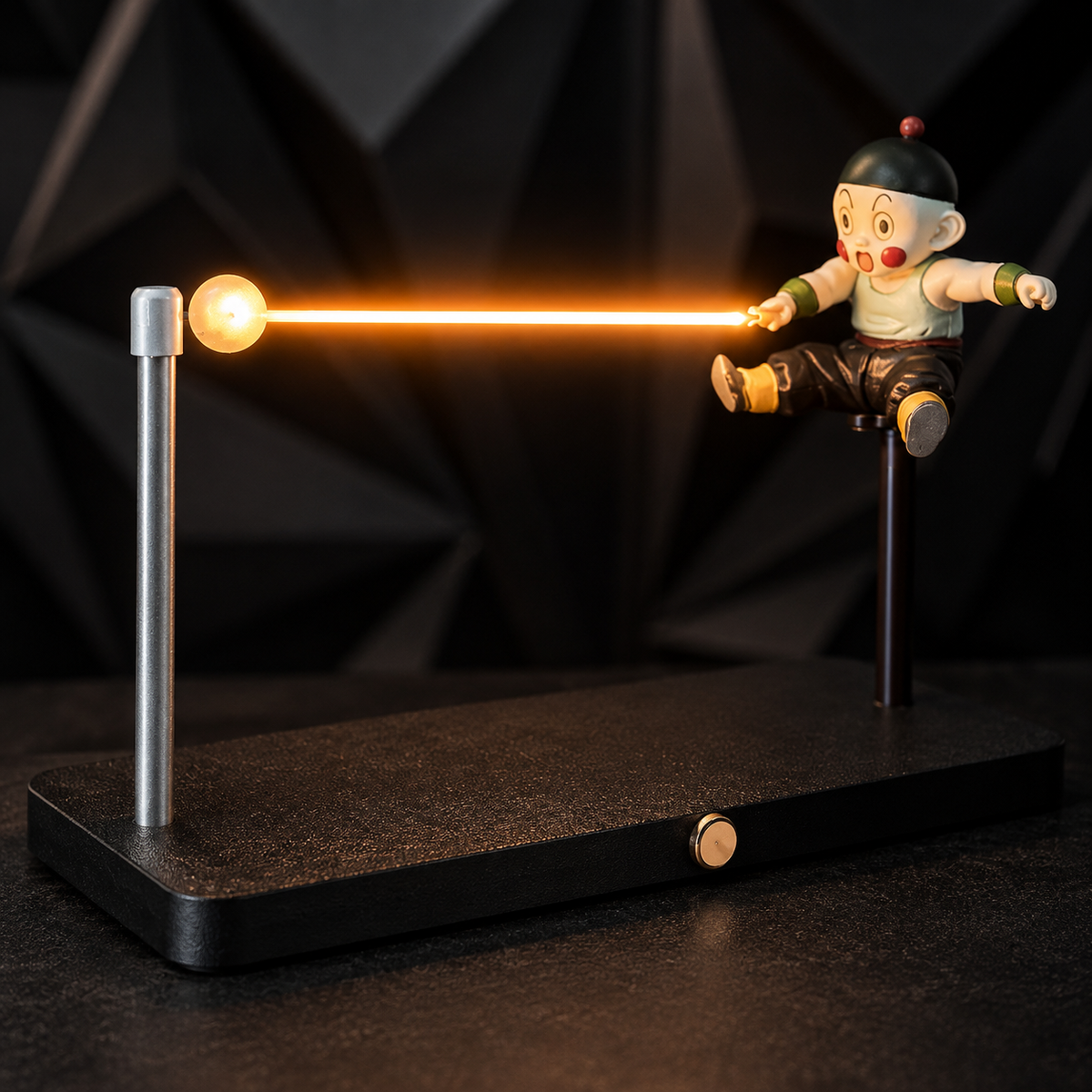 Chiaotzu Amber Energy Lamp beam detail view.