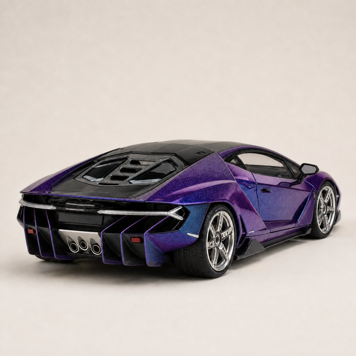 LP770 1:18 alloy model in purple — rear three quarter
